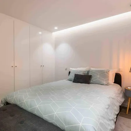 Downtown 3-bedroom Luxury البوفيرا