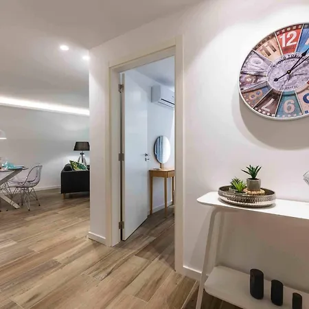 Downtown 3-bedroom Luxury شقة البوفيرا