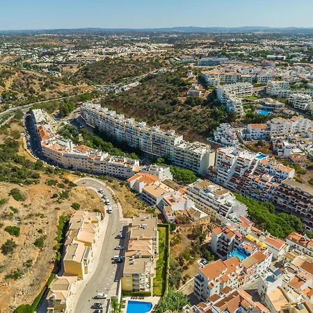 Downtown 3-bedroom Luxury Apartman *
