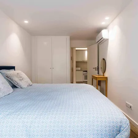 Downtown 3-bedroom Luxury * 阿尔布费拉